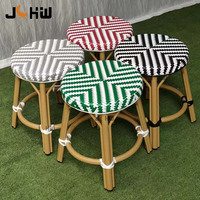Meubles de restaurant français, tabourets de bar d'extérieur en rotin tressé, chaises de salle à manger en rotin et aluminium pour patio extérieur, café et bistrot