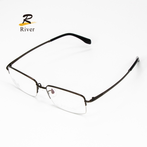 Montura de gafas ópticas de alta calidad, gafas de titanio de lujo - Product Image 6