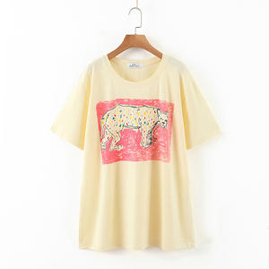 เสื้อยืดแขนสั้นคอกลมพิมพ์ลายเสือดาวสำหรับผู้หญิงไซส์ใหญ่สำหรับฤดูร้อน สีเหลืองอ่อน ผ้าฝ้ายเจอร์ซีย์ N7563 - Product Image 5