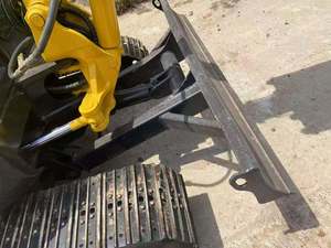 Excavatrice Kobelco SK50SR de 5 tonnes avec godet de 0,25 m³ de capacité, excavatrice sur chenilles Kobelco SK50SR d'occasion - Product Image 4