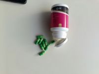 Capsules à base de plantes naturelles OEM, gestion du poids, capsules détoxifiantes et amincissantes, et capsules brûle-graisses rapides