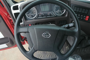 Camion benne diesel d'occasion et neuf Dongfeng Liuzhou Automobile Chenglong <span class=keywords><strong>M3</strong></span> 200 CV 6X2 5,6 m <span class=keywords><strong>10</strong></span> tonnes 15 tonnes à vendre - Chine, prix compétitif - Product Image 5