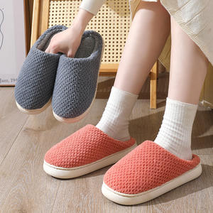 Intérieur Chambre Fond épais Maison Ananas Plaid Motifs Couleurs unies Chaud Confortable Doux Chaussures plates Pantoufles - Product Image 1