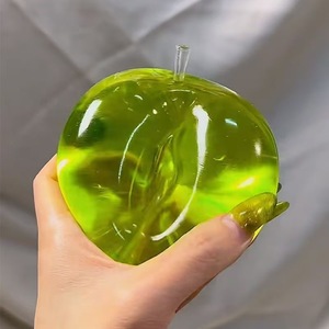 Jouet anti-stress en TPR en forme de pomme au thé vert et à la maltose, nouveau, 8 cm, cadeau pour enfants et adultes, jouets pour soulager la fatigue, vente en gros - Product Image 5