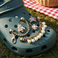 Breloques de chaussures en plastique brillant effet cristal en gros pour accessoires de sabots DIY et décorations scintillantes pour femmes et filles