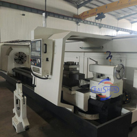 Machine à fileter les tuyaux CNC QK1325 avec un grand diamètre de 255 mm pour la coupe de filetage de tuyaux d'huile