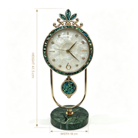 Horloge de style européen de luxe, fabriquée en métal avec des coquilles de perles de mer profonde et des strass, vente directe d'usine, décoration d'intérieur