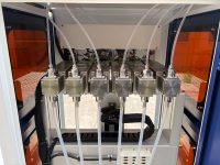 Machine de remplissage de liquides de petit volume, pompe en céramique, système de remplissage d'huile haute précision