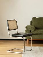 Chaise de salle à manger moderne et stable, portable, avec assise en cuir canné, sans accoudoirs, à cadre métallique cantilever, pour la maison, le bureau, l'appartement, le bar à domicile