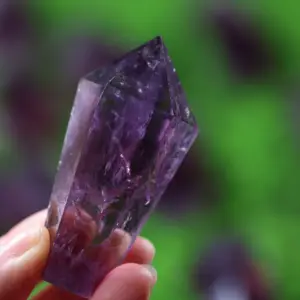 Vente en gros de pierres précieuses naturelles tour artisanat populaire guérison améthyste cristal Points à vendre
