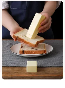 Distributeur de fromage vertical et épandeur de beurre rotatif outils de cuisson de cuisine en plastique articles divers ménagers - Product Image 6