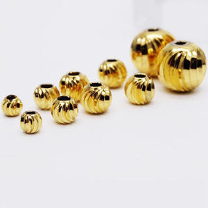JS1157 Cuentas Redondas de Calabaza Corrugada en Oro y Plata de 14K, Abalorios Espaciadores de Metal Tallados con Corte de Luna para Joyería - Product Image 4