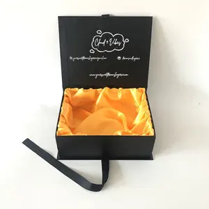 Caixas de presente personalizadas de papelão de extensão de cabelo com cetim feixes de cabelo caixa magnética preta para embalagem de peruca
