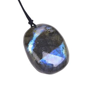 <strong>Wholesale</strong> Natural <strong>Crystal</strong> Labradorite <strong>Raw</strong> Stone Pendant Blue Moonstone Hand-woven Pendant Necklace - Product Image 2