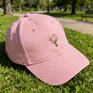 Gorra de béisbol rosa de 6 paneles con ramo de flores bordado – Sombrero para el sol ligero y transpirable para deportes al aire libre - Product Image 6