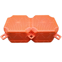 Flotteurs durables de ponton de Rotomolded pour le système fait sur commande de cale sèche de bateau