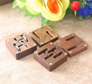 Fabricant professionnel chine bouton de manchette en bois de noyer organisateur boîte aimants couvercle pour fiançailles mariage cadeau taille OEM - Product Image 1