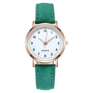 Reloj de Cuero Noctilucente de Moda en Diferentes Colores para Mujer, Venta al Por Mayor de Fábrica, Rojo - Product Image 4