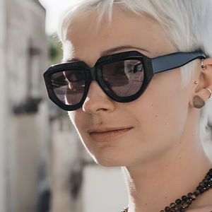 Advanced Hip Hop Sunglasses Outdoor Travel <b>Sunscreen</b> Women's Sunglasses Retro Style - Product Image 2