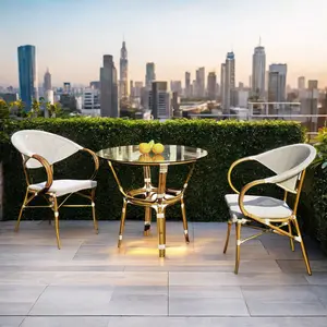 Juego de comedor dorado moderno para exterior, silla de bambú para patio con balcón Horeca de metal para restaurantes, cafeterías y salones