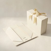 Caixas Rígidas de Luxo em Forma de Fita Branca, Caixa de Presente Dobrável Bege Decorada com Fita