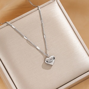 <span class=keywords><strong>Collier</strong></span> Cœur en <span class=keywords><strong>Acier</strong></span> <span class=keywords><strong>Inoxydable</strong></span> Plaqué Or 18K pour Femme, Pendentif Or et Argent, Bijou Tendance, Idéal Cadeau - Product Image 2