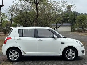 <span class=keywords><strong>Suzuki</strong></span> <span class=keywords><strong>Swift</strong></span> <span class=keywords><strong>Sport</strong></span> 1.6L Turbo Hatchback d'occasion, automatique, conduite à gauche, sièges en cuir, pneus R15 - Product Image 4