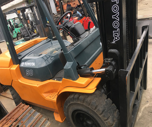 Chariot élévateur toyota 7FD40 d'occasion - Product Image 3