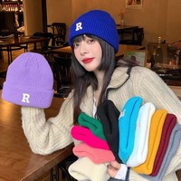 Snelle verzending groothandel geruite dikke wintermuts 100% acryl unisex gebreide logo geborduurde boord op maat geborduurde letters strikken