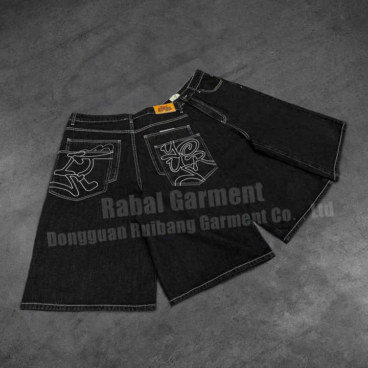 Wide denim shorts with logo