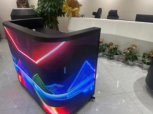 จอ LED โค้งงอได้สำหรับบูธดีเจ แสดงผลสีสันสดใส สำหรับงานดนตรีอิเล็กทรอนิกส์ บาร์ดีเจ เวทีนิทรรศการ - Product Image 6