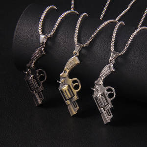 Hip Hop Revolver Pendentif <span class=keywords><strong>Collier</strong></span> En Acier Inoxydable Avant-garde Mode <span class=keywords><strong>Collier</strong></span> Hommes <span class=keywords><strong>Militaire</strong></span> Fan Main Modèle Pistolet <span class=keywords><strong>Collier</strong></span> - Product Image 3