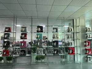 <span class=keywords><strong>Robot</strong></span> de cuisine AC/DC de haute qualité <span class=keywords><strong>pour</strong></span> mélanger <span class=keywords><strong>le</strong></span> <span class=keywords><strong>pain</strong></span> gâteau planète pâte mélangeur de nourriture polyvalent - Product Image 6