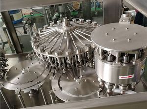 Máquina automática de llenado de botellas de vidrio de plástico para línea de producción, relleno de líquido y champú con componentes de núcleo PLC - Product Image 5