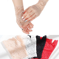 Gants mi-doigts en dentelle respirante pour femmes, élégants mitaines florales de danse, protection solaire estivale, gants sans doigts