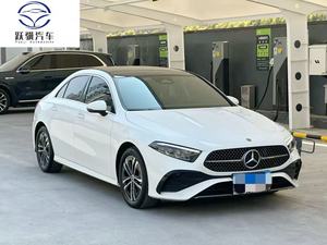 Offre Spéciale – <span class=keywords><strong>Mercedes</strong></span>-Benz Classe A 2023 d'occasion, berline <span class=keywords><strong>4</strong></span> portes 5 places, essence, intérieur noir, fabriquée en Chine - Product Image 4