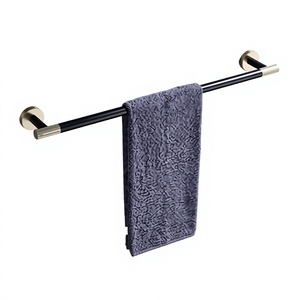 Kit d'accessoires de salle de bain en laiton noir mat : Anneau porte-serviettes, Distributeur de savon, Porte-rouleau de papier toilette, Brosse WC, Crochet pour salle de bain - Product Image 4