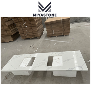 Encimera de Cocina Versátil para Hotel con Piedra de Cuarzo Blanco Calacatta, Diseño de Encimera de Cocina de Cuarzo Artificial - Product Image 1