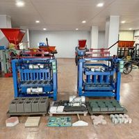 Machine à briques semi-automatique 4-35A électrique mobile pour la fabrication de blocs autobloquants avec ligne de production de briques creuses en sable