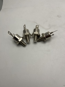 Nga Stud <span class=keywords><strong>Thyristor</strong></span> TC142-50-16 50A 1600V TRIAC TC142-80-12 TS142-80-12 TRIAC <span class=keywords><strong>Thyristor</strong></span> - Product Image 4