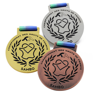 Médaille de sport en alliage de zinc de haute qualité pour les 1er, 2e et 3e places, avec <span class=keywords><strong>logo</strong></span> émaillé personnalisé pour les compétitions - Product Image 2