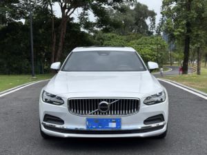 Berline de luxe haut de gamme S90 B5 édition Zhiyuan 2022, moteur turbocompressé 2.0T 250 ch, intérieur en cuir haut de gamme, sécurité avancée - Product Image 2