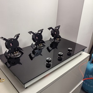 Kompor Gas 3 Tungku Terintegrasi dengan Kaca Temper, Proteksi Mati Otomatis, dan Smart Cooktop untuk Dapur dan Hotel - Product Image 5