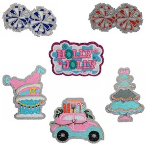 Parche bordado de árbol de Navidad con bola de alegría Borde plateado con purpurina para sombreros Ropa-Parches festivos para decoraciones navideñas - Product Image 1