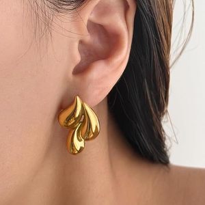 ต่างหูทรงหยดน้ำ Xiyin ทองสแตนเลสสตีล เรียบหรู แฟชั่นสำหรับผู้หญิง - Product Image 3