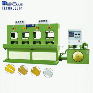 Machine à coussinets pour semelles intérieures Machine à mouler les semelles intérieures Machine à thermoformer - Product Image 3