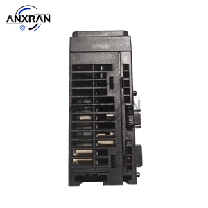 Pour Schneider TM3DQ32UK Modicon TM3 Module de sortie discret Transistor 32 points sortie NPN HE10 - Product Image 4