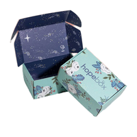 Boîtes d'expédition en carton ondulé modernes et élégantes, avec logo imprimé personnalisé, matériaux recyclés biodégradables haut de gamme, impression UV