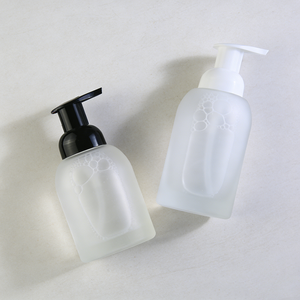 Flacon pompe en verre givré de 250 ml et 350 ml pour savon moussant cosmétique, nettoyant visage et corps. - Product Image 5