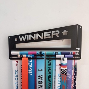 Support mural en polyester noir pour médailles, ceintures, articles de gymnastique, articles de football sublimés, étagère miniature, cordons et articles de course - Product Image 1